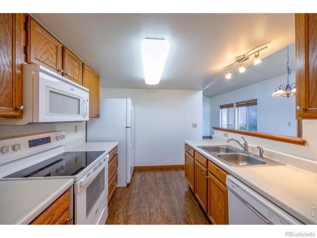 1841 Juniper Street, Longmont, CO 80501