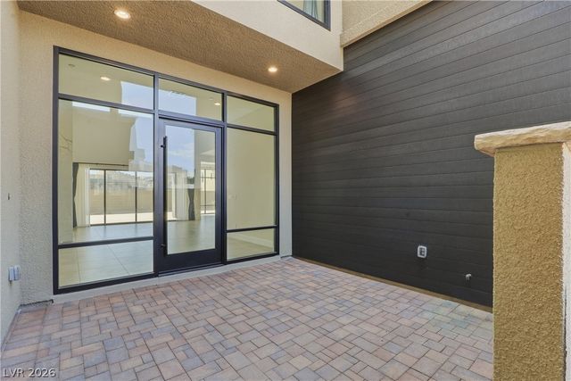 10761 Canyon Bloom Drive, Las Vegas, NV 89135