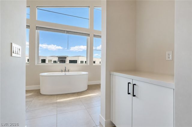 10761 Canyon Bloom Drive, Las Vegas, NV 89135