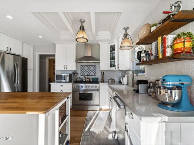 44751 Crestwood Drive, Mendocino, CA 95460