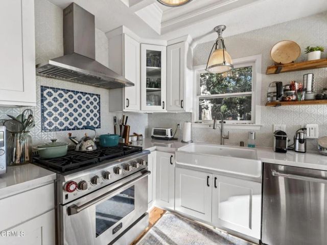 44751 Crestwood Drive, Mendocino, CA 95460