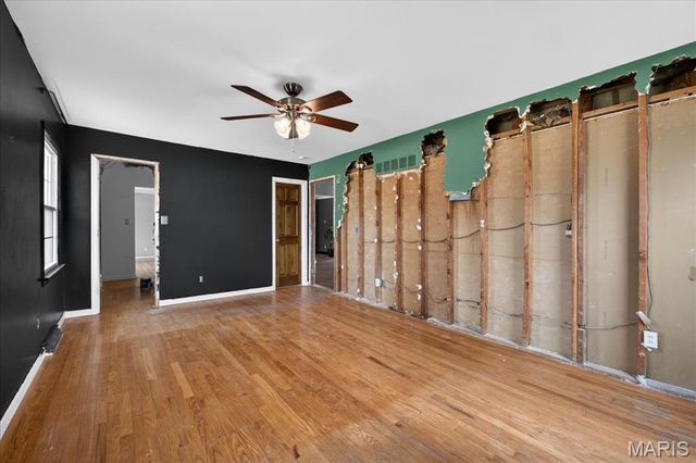 216 Hillsdale Drive, Ballwin, MO 63011