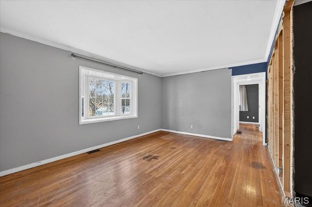 216 Hillsdale Drive, Ballwin, MO 63011