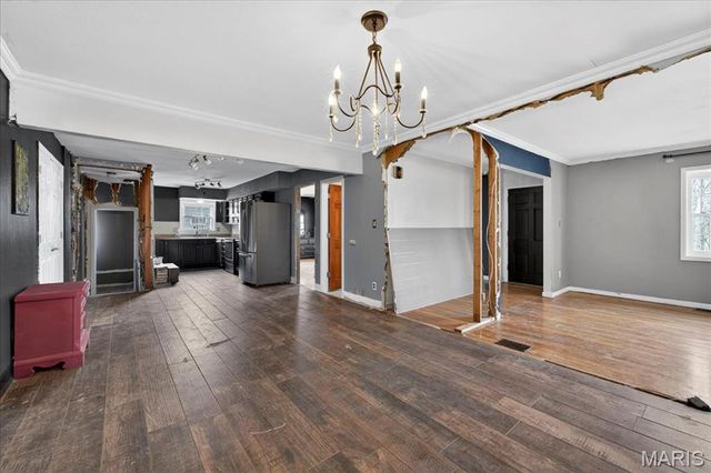 216 Hillsdale Drive, Ballwin, MO 63011