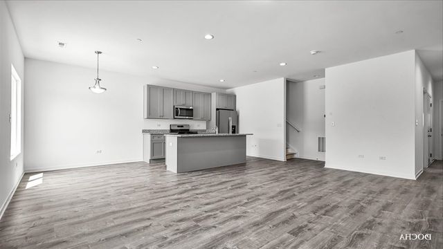 1238 Gillespie Lane, Yorkville, IL 60560