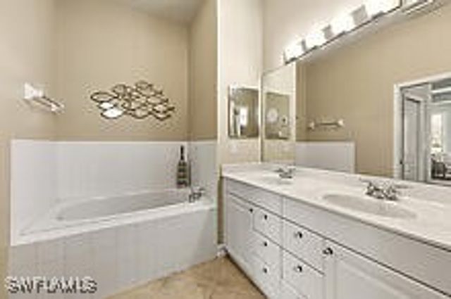 8063 Sanctuary DR 1, Naples, FL 34104