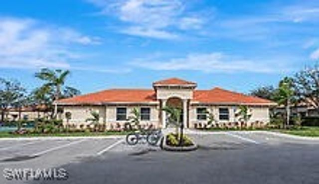 8063 Sanctuary DR 1, Naples, FL 34104