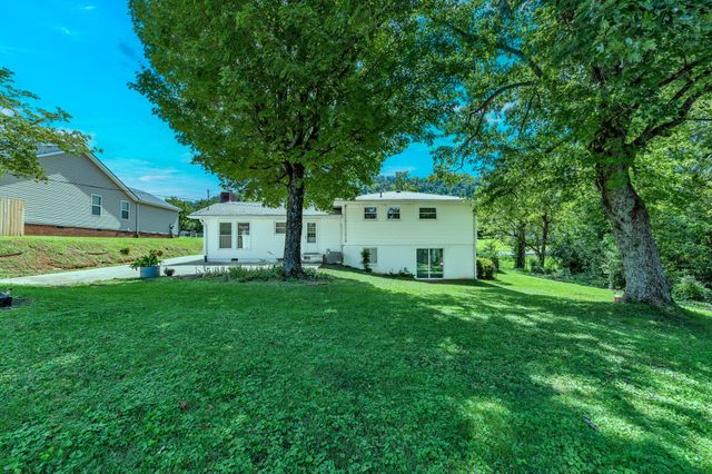 5717 Cherry Street, Ooltewah, TN 37363