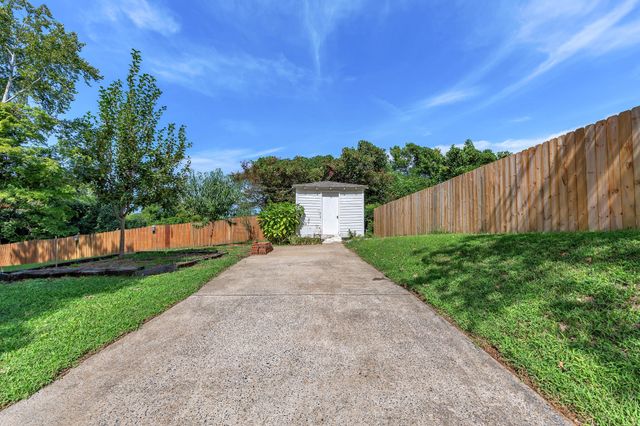 5717 Cherry Street, Ooltewah, TN 37363