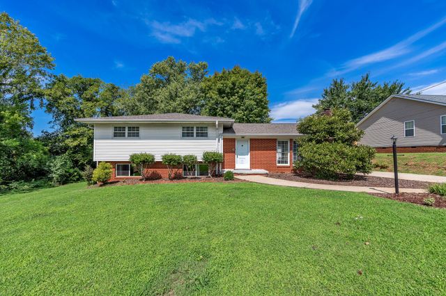 5717 Cherry Street, Ooltewah, TN 37363