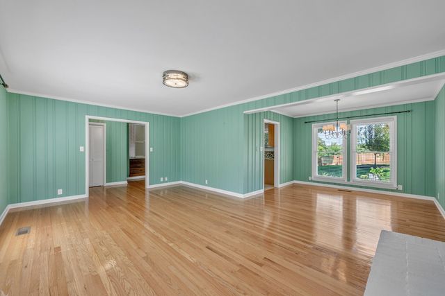 5717 Cherry Street, Ooltewah, TN 37363