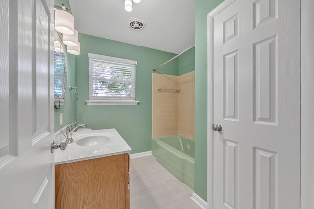 5717 Cherry Street, Ooltewah, TN 37363