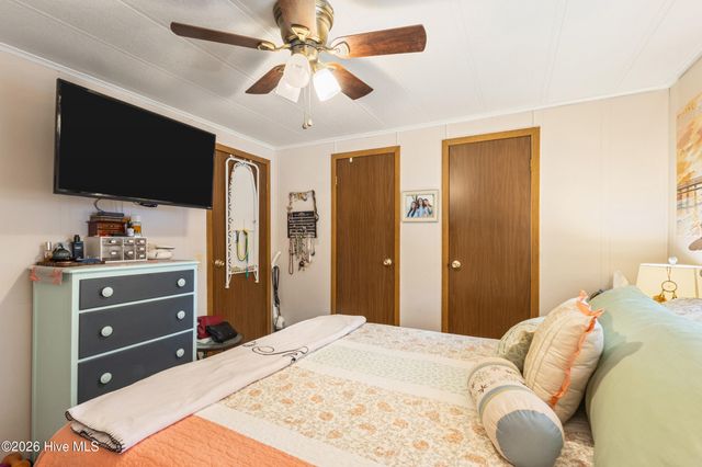 9243 Bonaparte Drive SW, Calabash, NC 28467