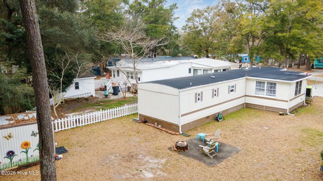 9243 Bonaparte Drive SW, Calabash, NC 28467