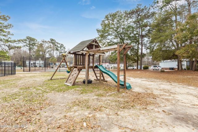 9243 Bonaparte Drive SW, Calabash, NC 28467