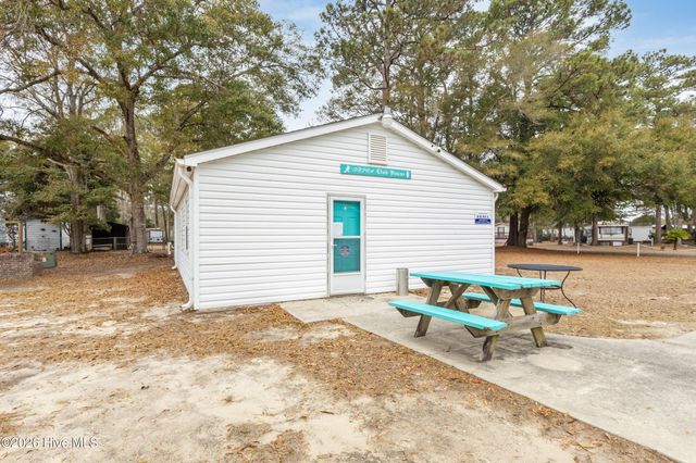 9243 Bonaparte Drive SW, Calabash, NC 28467