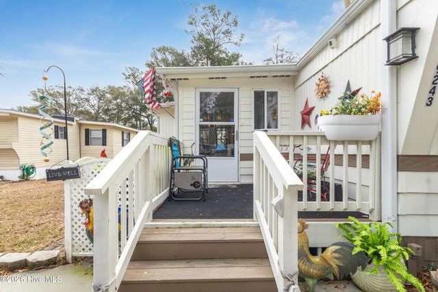 9243 Bonaparte Drive SW, Calabash, NC 28467