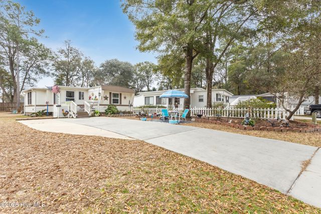 9243 Bonaparte Drive SW, Calabash, NC 28467