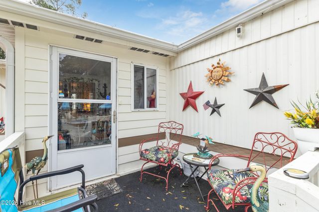 9243 Bonaparte Drive SW, Calabash, NC 28467