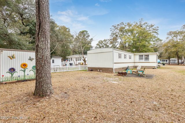 9243 Bonaparte Drive SW, Calabash, NC 28467