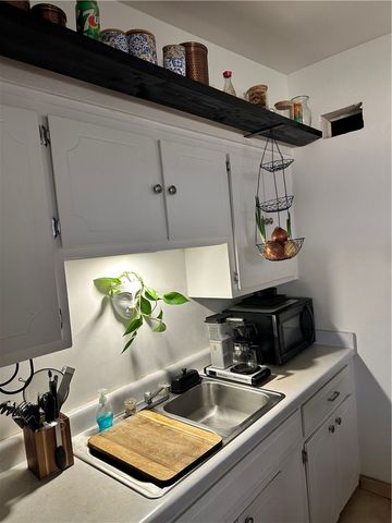 2221 Lucille Avenue, Kingman, AZ 86401