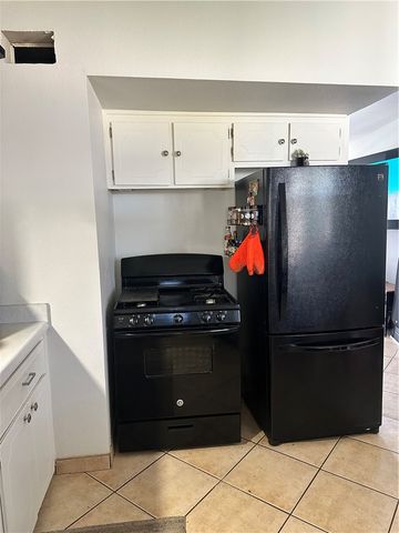 2221 Lucille Avenue, Kingman, AZ 86401