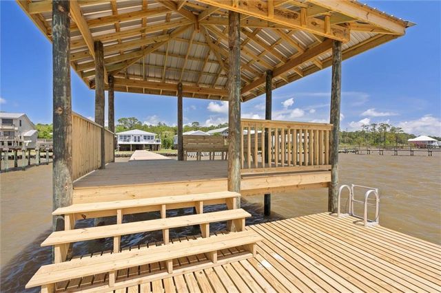 11207 County Road 1, Fairhope, AL 36532