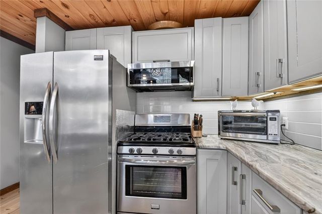 215 Valley View Road, Ellijay, GA 30536