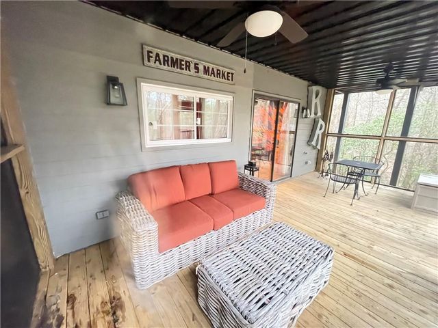 215 Valley View Road, Ellijay, GA 30536