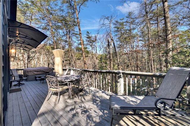 215 Valley View Road, Ellijay, GA 30536