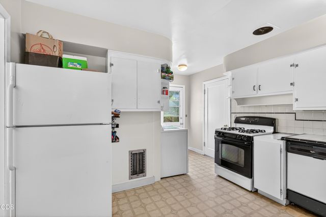 2317 E Main Street, Medford, OR 97504