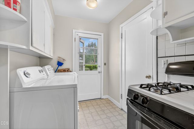 2317 E Main Street, Medford, OR 97504