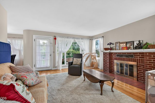 2317 E Main Street, Medford, OR 97504