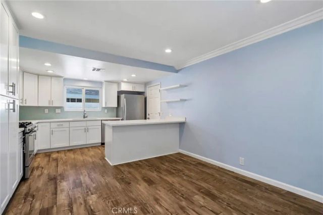 10362 Christmas Drive, Huntington Beach, CA 92646
