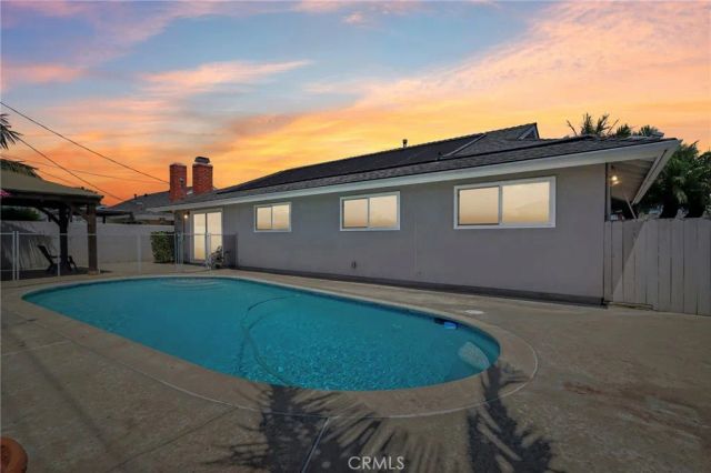 10362 Christmas Drive, Huntington Beach, CA 92646