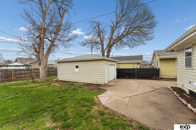 3430 8th Avenue, Council Bluffs, IA 51501