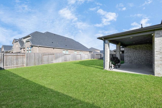 329 Clifton Crane Road, La Porte, TX 77571