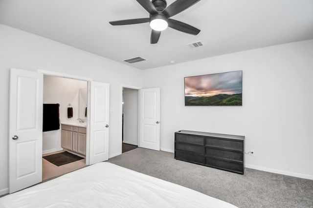 329 Clifton Crane Road, La Porte, TX 77571