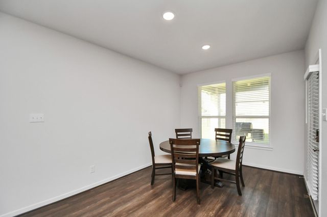 329 Clifton Crane Road, La Porte, TX 77571