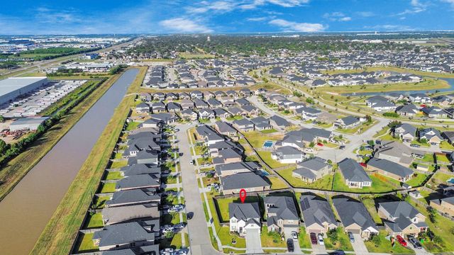 329 Clifton Crane Road, La Porte, TX 77571