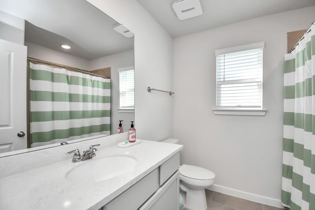 329 Clifton Crane Road, La Porte, TX 77571