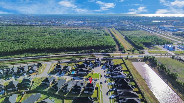 329 Clifton Crane Road, La Porte, TX 77571
