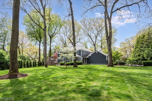 11 Huron Dr, Chatham Twp., NJ 07928