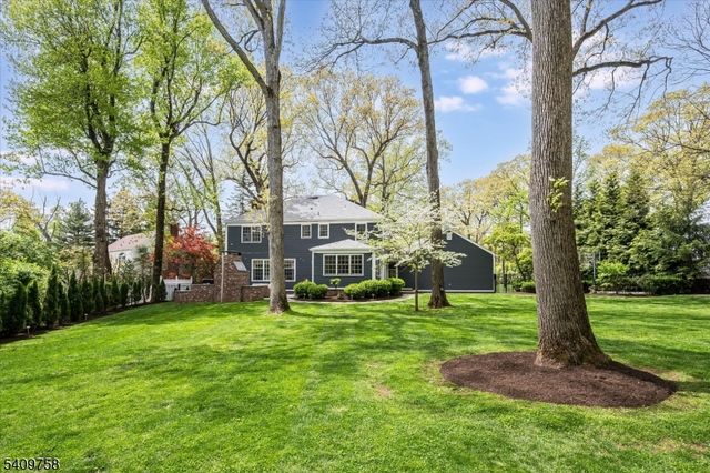 11 Huron Dr, Chatham Twp., NJ 07928