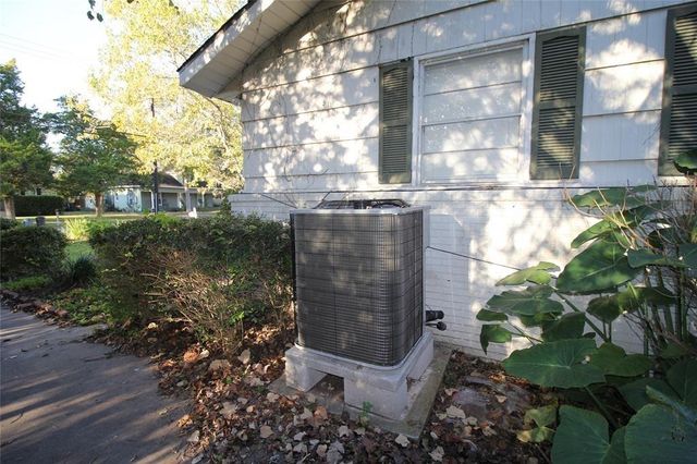 411 E Alabama Street, Wharton, TX 77488