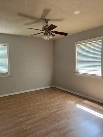 411 E Alabama Street, Wharton, TX 77488