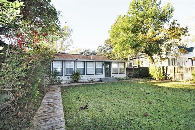 411 E Alabama Street, Wharton, TX 77488