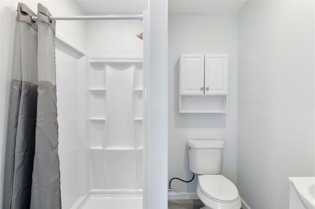 515 2nd Street, Humble, TX 77338