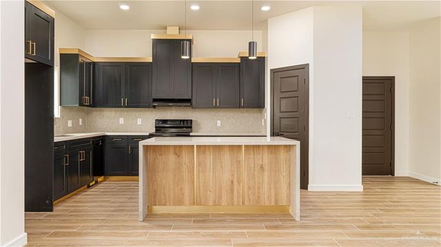 4120 Burr Drive, Edinburg, TX 78542