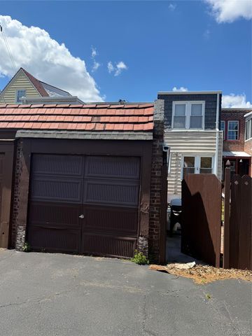 64-23 84th Street, Middle Village, NY 11379